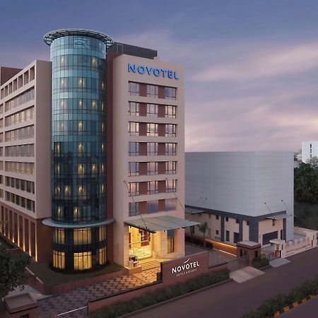 โนโวเทล ลัคนาว คมติ นคร Hotel ลัคเนา ภายนอก รูปภาพ
