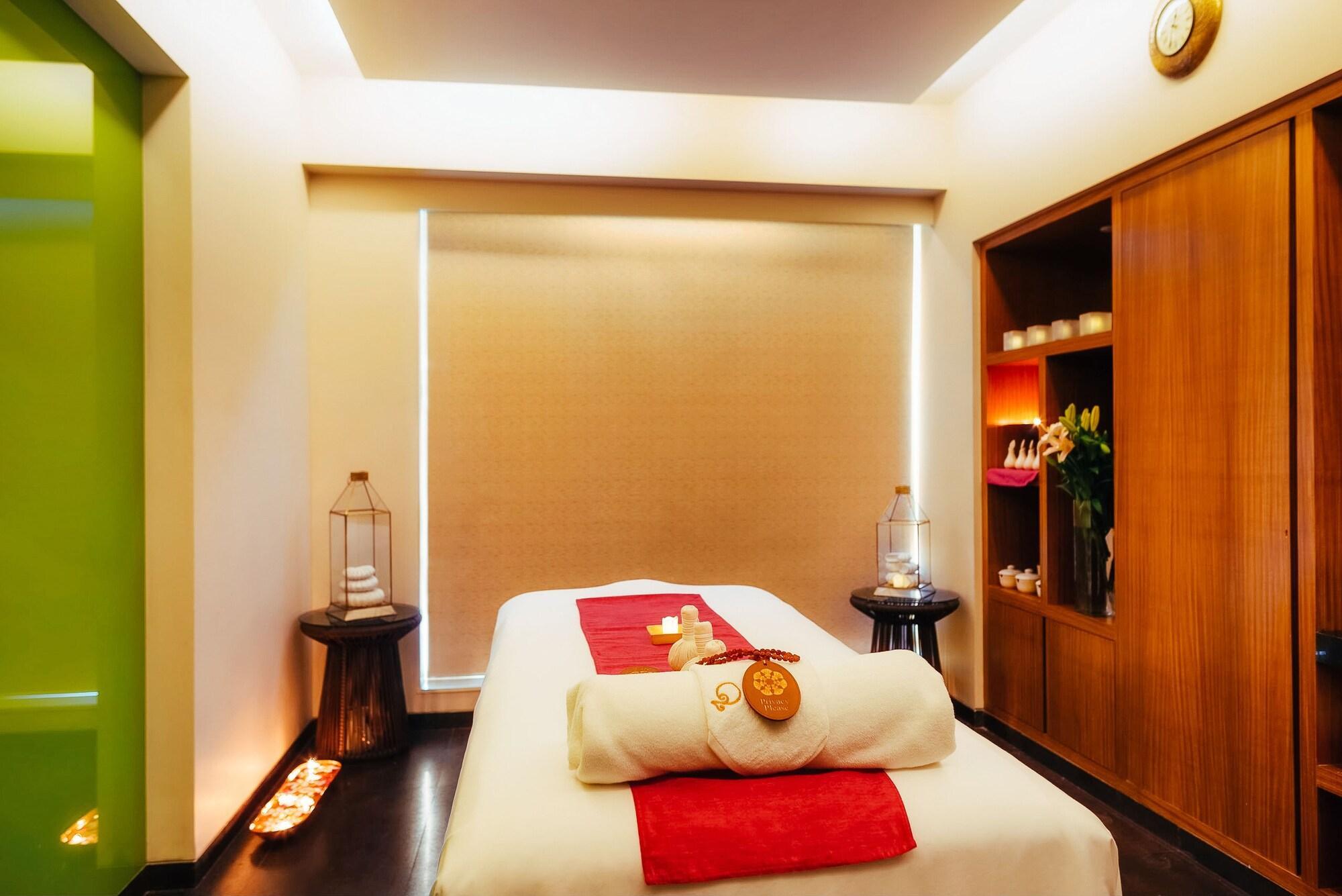 โนโวเทล ลัคนาว คมติ นคร Hotel ลัคเนา ภายนอก รูปภาพ