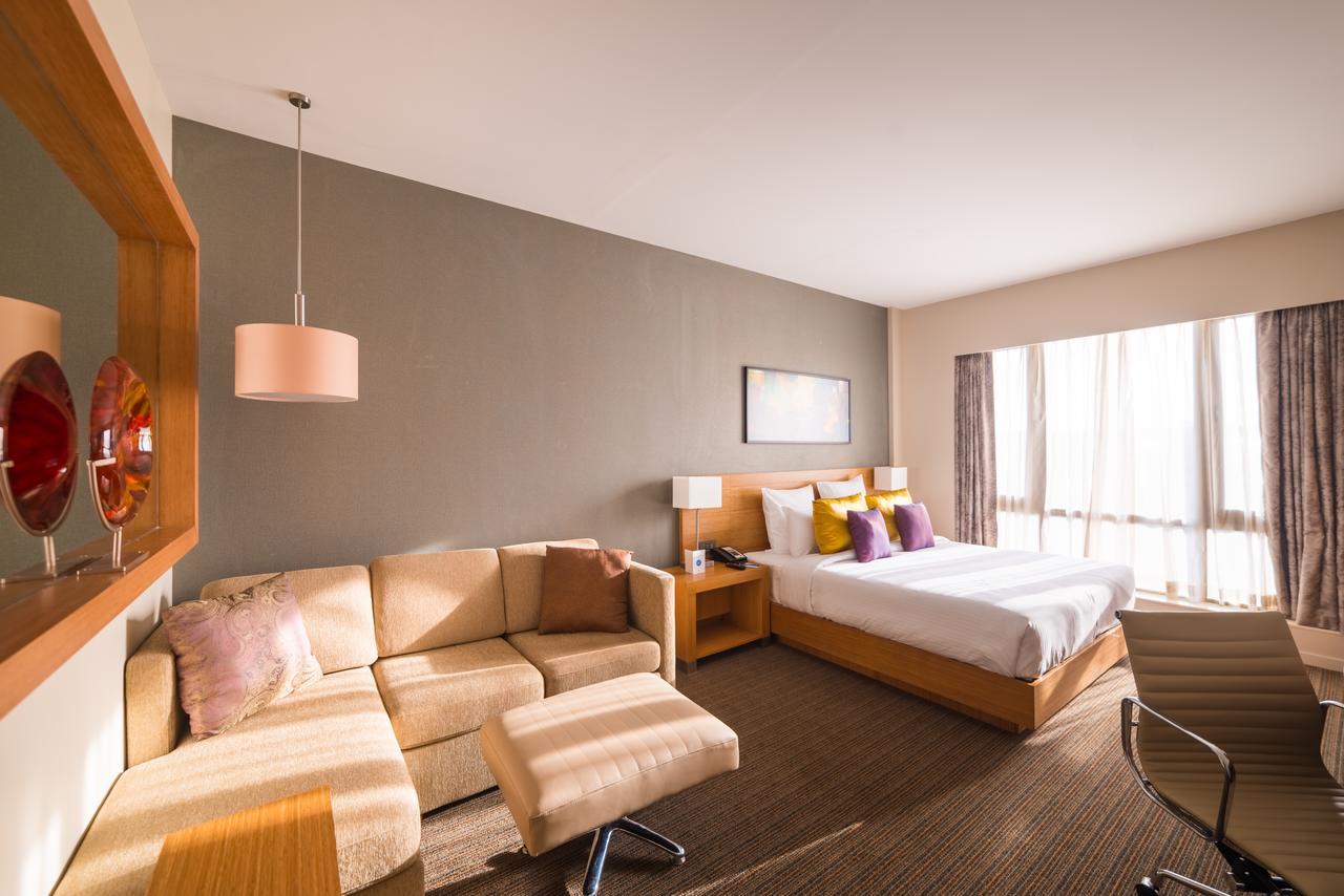 โนโวเทล ลัคนาว คมติ นคร Hotel ลัคเนา ภายนอก รูปภาพ