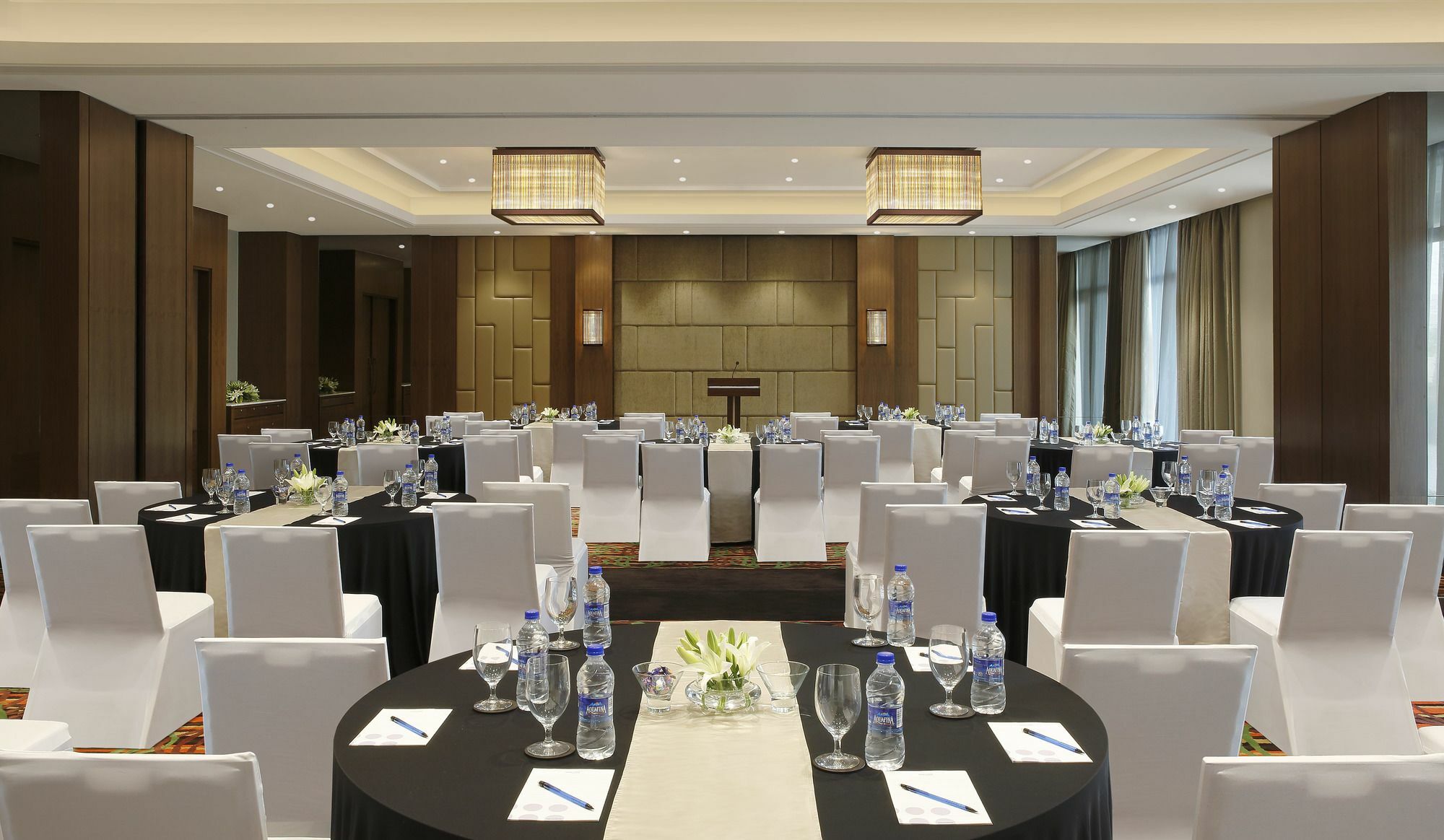 โนโวเทล ลัคนาว คมติ นคร Hotel ลัคเนา ภายนอก รูปภาพ